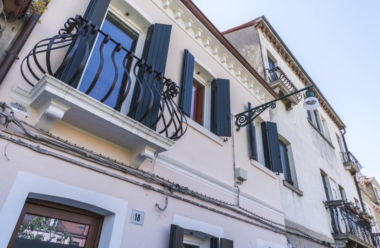 Ca' Laura - Murano Centro - 10 Min From Venice Bagian luar foto